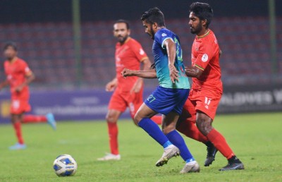 ސަސް އަށް ދެވަނަ މޮޅު، ފުރުތަމަ ބުރުގައި ގްރާންޑޭއަށް މޮޅެއް ނެތް