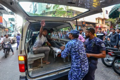 އިމާރާތަކުން ވެއްޓި ޒުވާނަކު މަރުވެއްޖެ