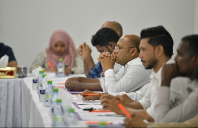 އަންހެނުންނަށް ކޯޓާއެއް ހަމަޖައްސަން ޕާޓީތައް ގަބޫލު، ފައިސާ ދިނުމުގެ އުސޫލު ބަދަލުކުރަން ހުށަހެޅި