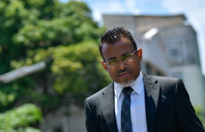 އޭޖީ ދައްކަވަނީ ބޮޑެތި ގޯސްތަކެއް، 348 މިލިއަން ދޭން ދެކޮޅު