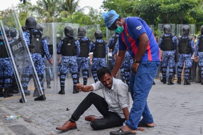 ރިޝްވަތުގެ ތުހުމަތުގައި މުހަންމާ މާދަމާ ޕޮލިހަށް ހާޒިރުކުރަނީ