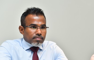 ޖީއެމްއާރުން ޓެކްސް ދައްކަން ނުޖެހޭ ކަމަށް އޭޖީ ރިފްއަތު ލަފާ ދެއްވިތޯ ސާފުކޮށްދޭން ޖެހޭ: އުޝާމް