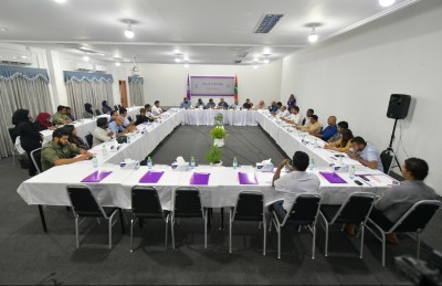 އަންހެނުންނަށް ކޯޓާއެއް ހަމަޖައްސަން ޕާޓީތައް ގަބޫލު، ފައިސާ ދިނުމުގެ އުސޫލު ބަދަލުކުރަން ހުށަހެޅި