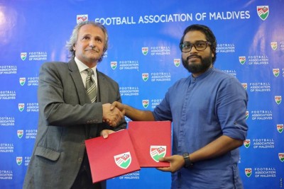 ސެގަޓްގެ މަސައްކަތަކަށް ވާނީ ކުރިމަގުގައި ކާމިޔާބީ ހޯދޭނެ ފެންވަރުގެ ޓީމެއް ބިނާކުރުން!