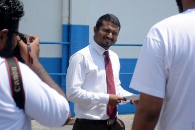 ރާއްޖެ ޓީވީގެ އާމިރާއި ވިސާމްގެ ބަންދަށް 10 ދުވަސް ޖަހައިފި