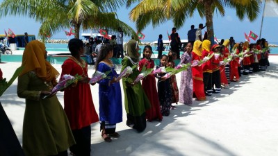 ޒޯން ބުރު ހޯސްޓުކުރުމުގައި ފ. ނިލަންދޫން ދައްކާ ނަމޫނާ، މިސާލަކަށް ބަލަން މުހިއްމު!