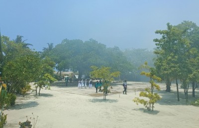 އުކުޅަހު ސްކޫލްގައި ދުން ބޯވެ ދަރިވަރުން ގެއަށް