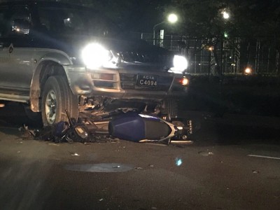 ހުޅުމާލޭގައި ހިނގި އެކްސިޑެންޓެއްގައި މީހަކު ސީރިއަސް ހާލަތެއްގައި