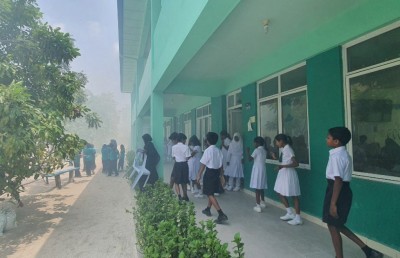 އުކުޅަހު ސްކޫލްގައި ދުން ބޯވެ ދަރިވަރުން ގެއަށް