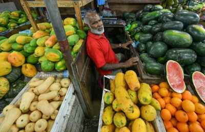 އުމުރުން 78، އެކަމަކު އަދިވެސް މަސައްކަތުގައި!