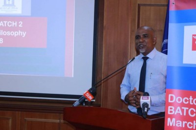 13 ދަރިވަރުންނާ އެކު ގައުމީ ޔުނިވާސިޓީގެ ދެވަނަ ޕީއެޗްޑީ ޕްރޮގްރާމް ފަށައިފި