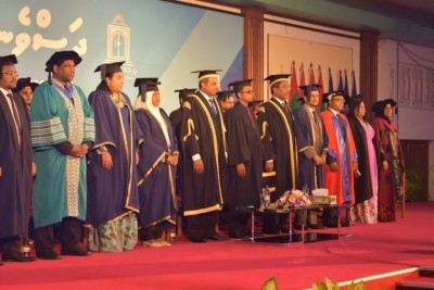 ގައުމީ ޔުނިވާސިޓީން 450 ދަރިވަރުން ދަސްވެނިވެއްޖެ