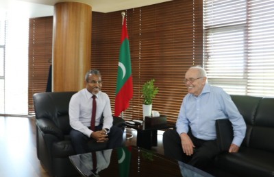 ޝަރުއީ ދާއިރާގެ ދިރާސާ ހެދުމަށް ބޭރުގެ ފަނޑިޔާރެއް