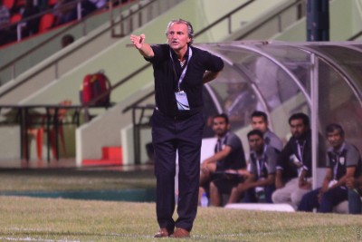 ސެގަޓަށް ބޮޑެތި ފާޑުކިޔުންތަކެއް، އޭނާ ބުނަނީ އިހުތިރާމް ކުރާނެ ކަމަށް!