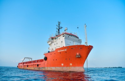 ސަރުކާރުގެ ފުރަތަމަ ސަބްމެރިން ކޭބަލްގެ ސާވޭގެ މަސައްކަތް ފަށައިިފި