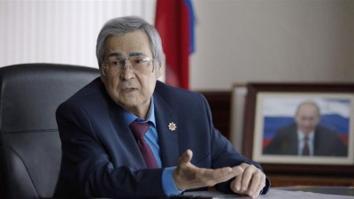 ރަޝިއާގެ ޝޮޕިން ސެންޓަރުގައި ރޯވި ހާދިސާއާ ގުޅިގެން ގަވަރުނަރު އިސްތިއުފާ ދެއްވައިފި