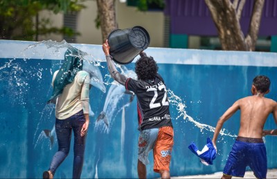 އައްޑޫގައި ފެންކުޅި ކުޅެވޭނީ ވަކި ސަރަހައްދުތަކެއްގައި: ކައުންސިލް