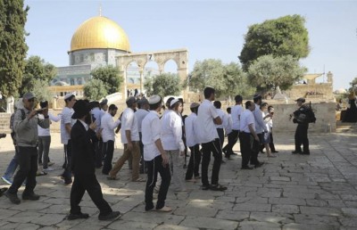 ޔަހޫދީން އަގުސާ މިސްކިތަށް ވަދެ ހަމަނުޖެހުން ހިންގައިފި