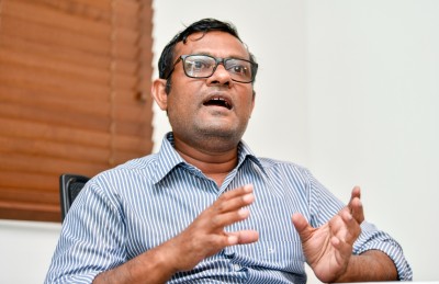 ނާޒިމް ކިޔައިދެނީ ކިއްސަރު ހެޔޮ ދިވެހި ލަފުޒުތައް