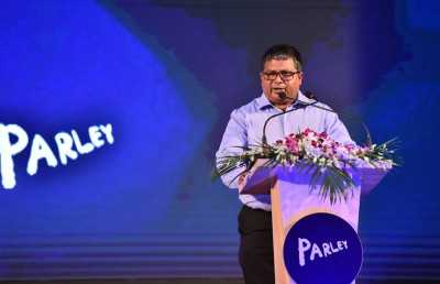 ތިމާވެއްޓަށް އަންނަ ބަދަލުތަކާ މެދު ގިނަ ބަޔަކު ކަންބޮޑުވާ ތަނެއް ނުފެނޭ: ޑރ. ހުސައިން