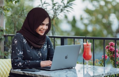 ބީއެމްއެލް އިސްލާމިކުން ވިޔަފާރިވެރިތަކަށް ހާއްސަ ޑެބިޓް ކާޑެއް