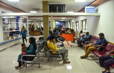 ރާއްޖެ އަށް އެތެރެވެފައި ތިބީ އެންމެ ރަނގަޅު ޑޮކްޓަރުންނެއް ނޫން: އަމީން