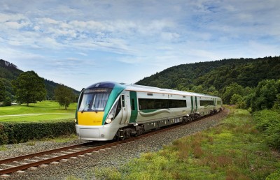 ރޭލަކަށް ވިހޭ ކުއްޖަކަށް، 25 އަހަރު ވަންދެން ހިލޭ ދަތުރު