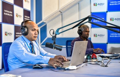 ނަސްރުގެ އަޑު ފަނޑުވުމެއް ނެތް، ވަޒީފާގައި ނަމޫނާއެއް!