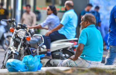 އުމުރުން ދުވަސްވީ މީހުންނަށް 10،000ރ. ދޭން މަޖިލިހަށް