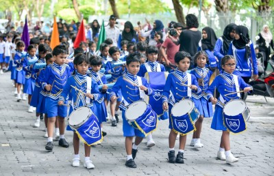 އެއް އަހަރުވުމުން ޕްރީސްކޫލަށް ކުދިން ގެންދަން މަޖިލިހަށް ހުށަހެޅި އިސްލާހު ބޭރުކޮށްލައިފި