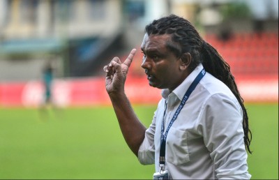 ލީގުގެ ތައްޔާރީތަކަށް ސުޒޭންގެ ފާޑުކިޔުން