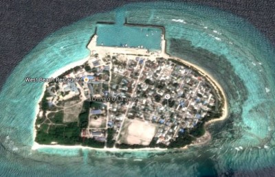 އުނގޫފާރުގެ ނެރުމައްޗަށް ލޯންޗެއް ބަންޑުން ޖަހާލައިފި