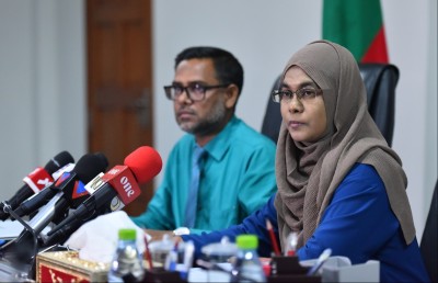 ބޮޑު ކޯޅުމެއްގެ ތެރެއިން ބޮޑު ބަދަލަކާ ދިމާއަށް