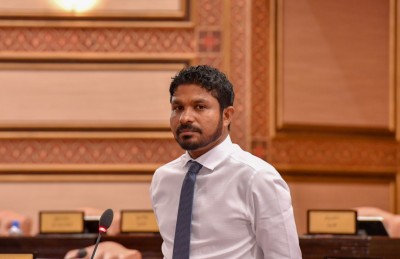މެމްބަރަކު ރައްޔިތުންނާ ބައްދަލު ކުރައްވާނެ ގޮތުގެ ފަސް އަހަރުގެ ތާވަލެއް