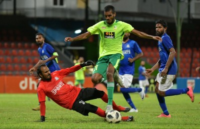 ނިލަންދޫ ކޮޅަށް މާޒިޔާ އިން 13 ލަނޑު ޖަހައިފި!
