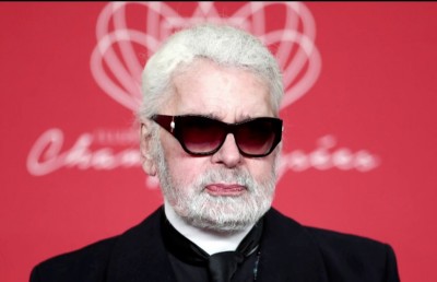 ކާލް ލެގަފެލްޑްގެ ހަނދާނުގައި މޭކަޕް ކަލެކްޝަނެއް