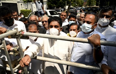 ލަންކާގެ އިދިކޮޅު ޕާޓީން ތާއީދުކުރަނީ ރިޔާސީ ނިޒާމު އުވާލާ ހުށަހެޅުމަށް