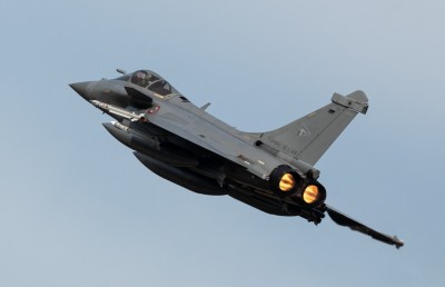 ޔޫކްރޭނާ ދެކޮޅަށް، އަޑަށް ވުރެ ބާރަށް ދަތުރުކުރާ މިސައިލް ބޭނުންކޮށްފި