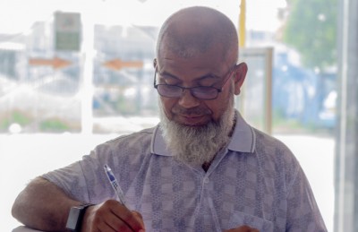 ރެޑްވޭވްގެ ބޮޑު އިނާމު ހީ ވެސް ނުކުރާ ގޮތަކަށް!