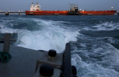 އީރާނުގެ ތެލުގެ ވަގު ވިޔަފާރީގެ ހަބަކަށް ރާއްޖެ ވަނީ!