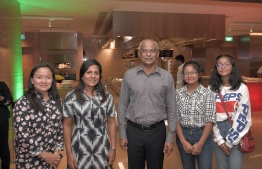 ގައުމުތަކާ ގުޅުން ބަދަހި ކުރާނީ މިނިވަން ކަމަށް ހުރަސް ނޭޅޭ ގޮތަށް: ރައީސް