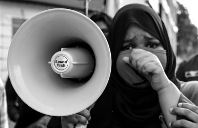 ޝިކާރަވެރިން މިނިވަންވެ ކުދިންނަށް އިންސާފުގެ ދޮރުތައް ބަންދު!