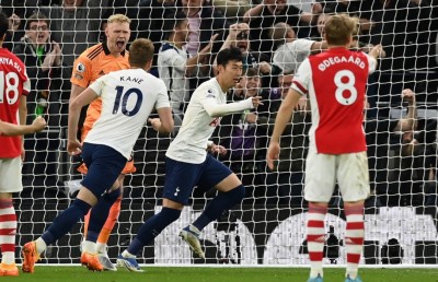 ޓޮޓެންހަމުން އާސެނަލް މާޔޫސް ކޮށްލައިފި