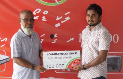 ރެޑްވޭވްގެ ބޮޑު އިނާމު ހީ ވެސް ނުކުރާ ގޮތަކަށް!