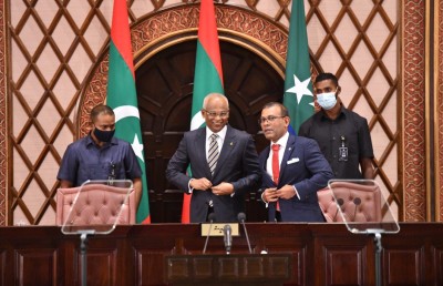 ރައީސަށް ކޮންޓްރޯލް، ނަޝީދަށް 2023ގެ ދޮރު ބަންދުވީތަ؟