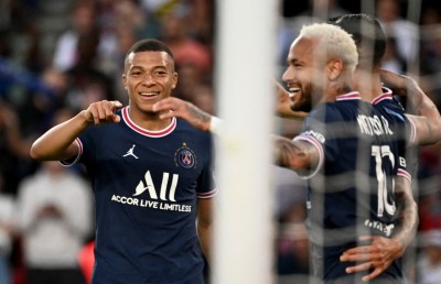 ކޮންޓްރެކްޓް އާ ކުރުމަށްފަހު ހެޓްރިކާއެކު އެމްބާޕޭ ރަން ބޫޓް ހޯދައިފި