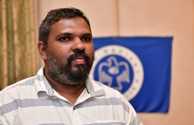 ރޭޑިއަންޓުގެ ބޯޑާއެކު ވާސިފް އެނބުރި ނިއު ރޭޑިއަންޓަށް