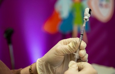 މުއްދަތު ހަމަވެފައި ވެކްސިން ޖެހި މައްސަލާގައި އިހުމާލުވާ މީހުންނަށް ފިޔަވަޅު އަޅާނަން: އައިޖީއެމްއެޗް