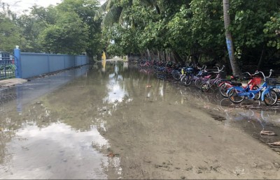 ކިނބިދުއަށް އުދަ އަރައި، ބޮޑު ސަރަހައްދެއްގައި ފެން ބޮޑުވެއްޖެ
