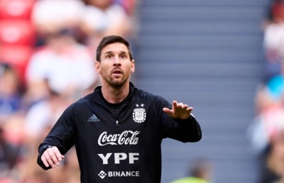 ކޮވިޑް ޖެހިގެން މެސީ އަށް ސިއްހީ ބޮޑެތި މައްސަލަތަކެއް ކުރިމަތިވި